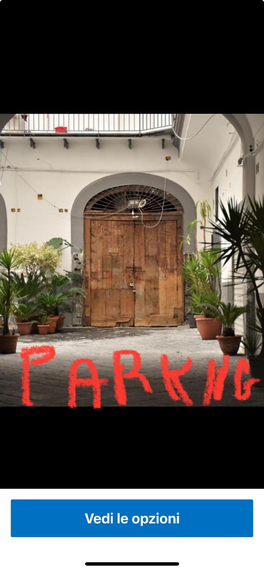 La Cartolina Di Napoli Free Parking For Small Cars Only نابولي المظهر الخارجي الصورة